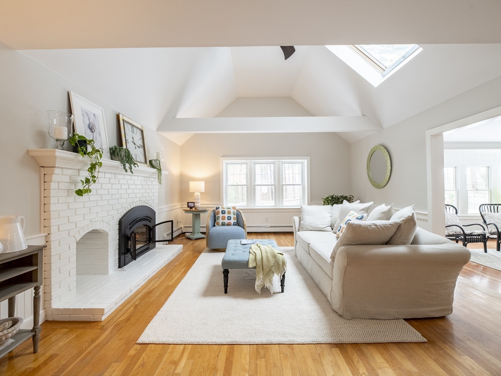 25 Gardner Road Duxbury, MA 02332 - Photo 10 of 41 Gallery Image 10