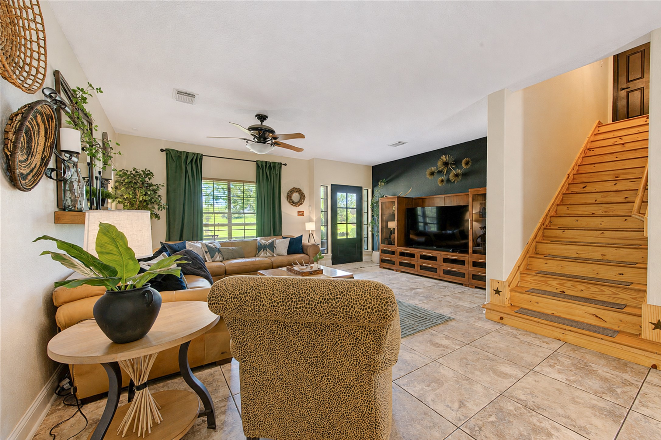 22313 Chapman Road Hempstead, TX 77445 - Photo 18 of 50 Stairs located through the Family Room.