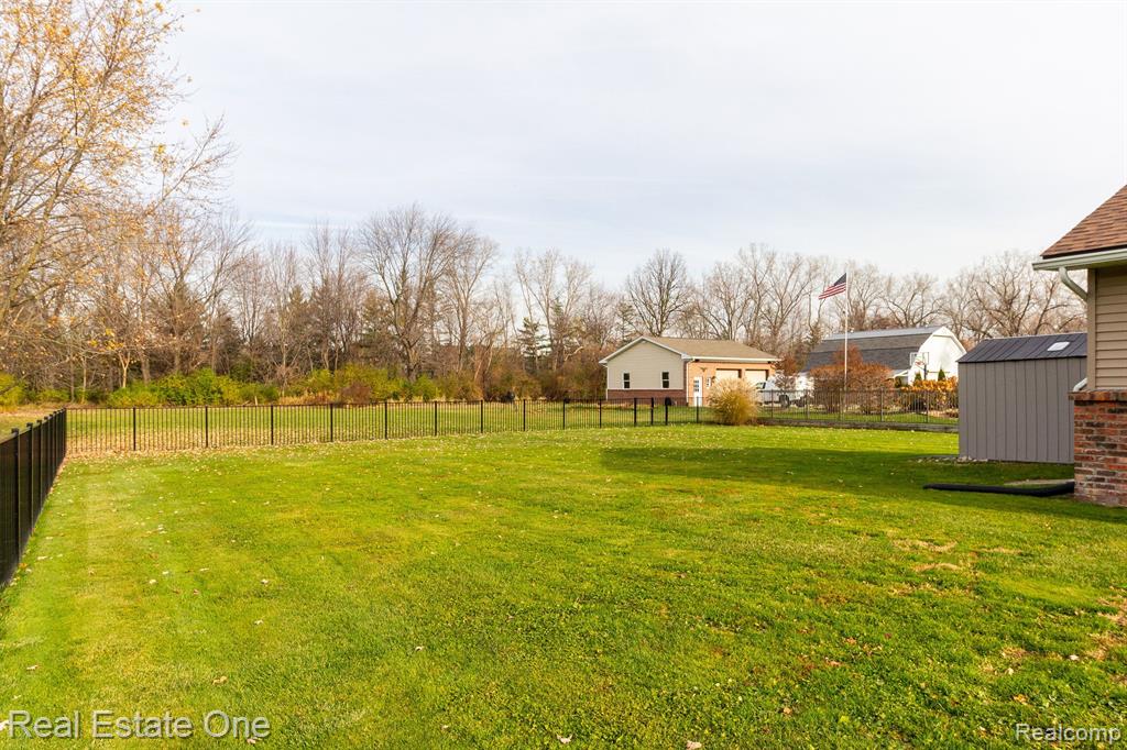 33625 Mulvey Road Fraser, MI 48026 - Photo 40 of 54 Gallery Image 40