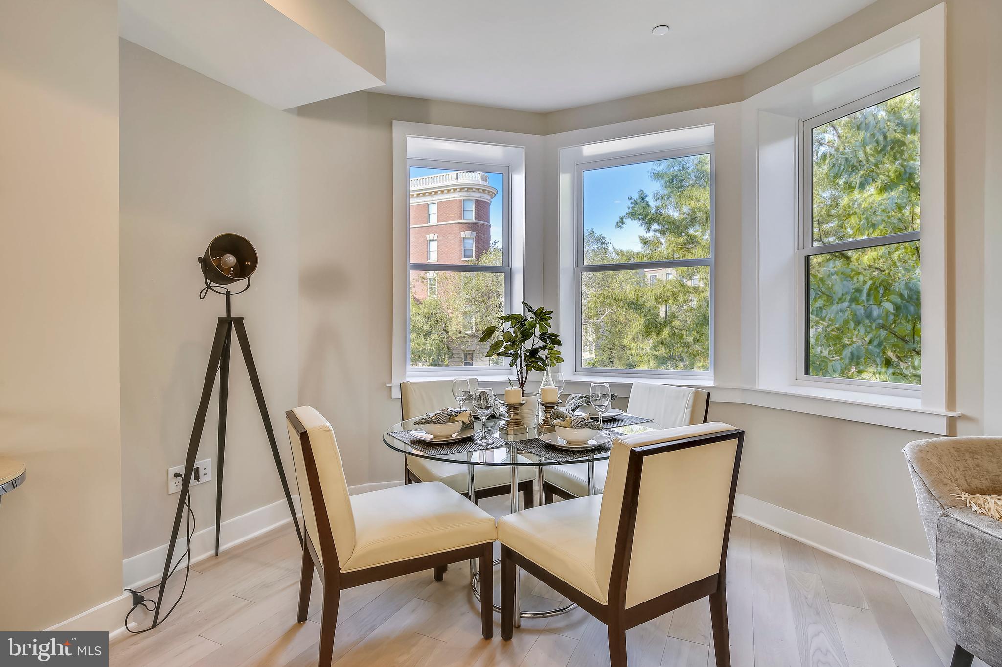 1824 Calvert Street Northwest, Unit 2 Washington, DC 20009 - Photo 11 of 39 Main Level Dining Area