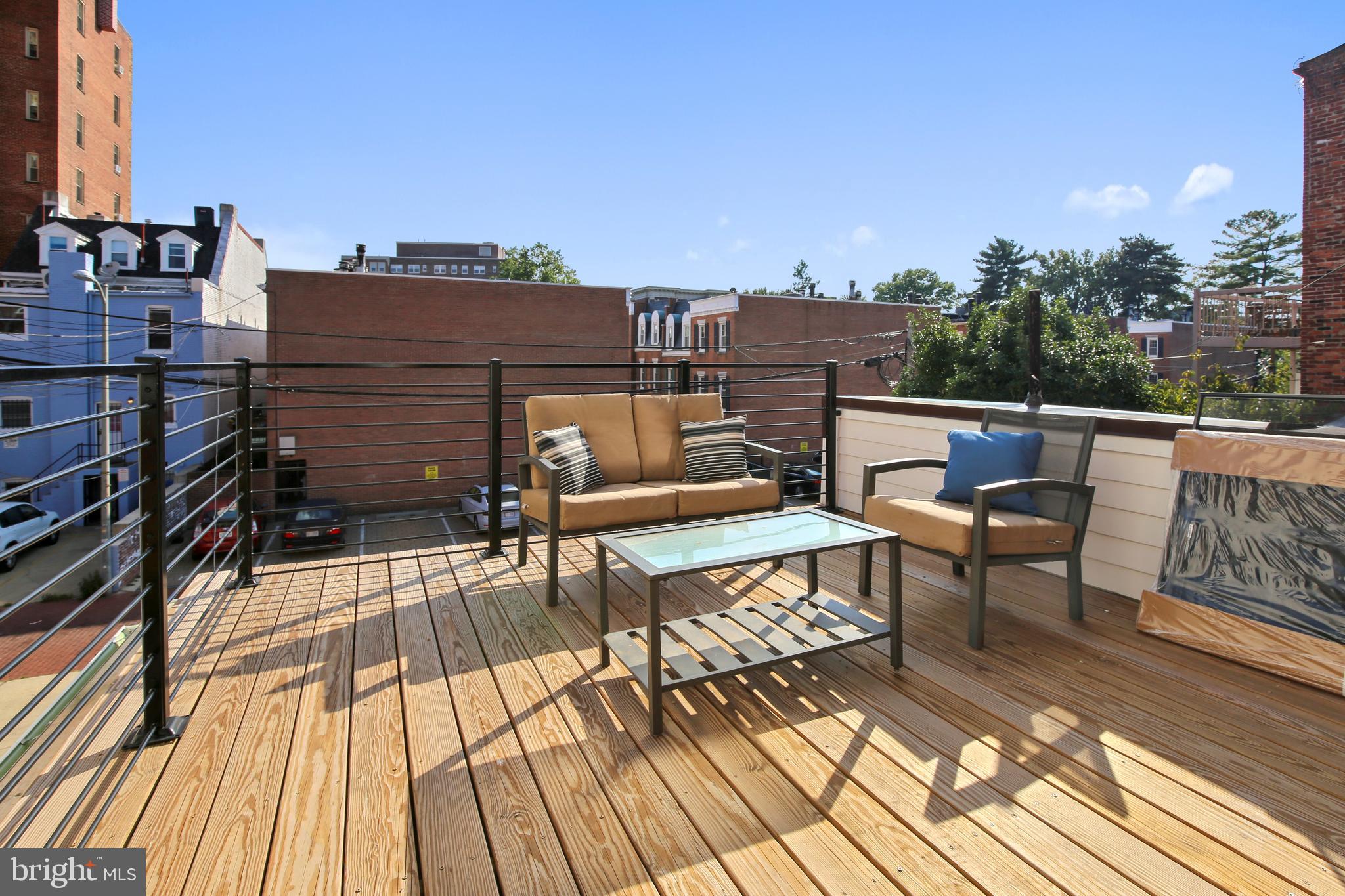 1824 Calvert Street Northwest, Unit 2 Washington, DC 20009 - Photo 28 of 39 Main Level Deck