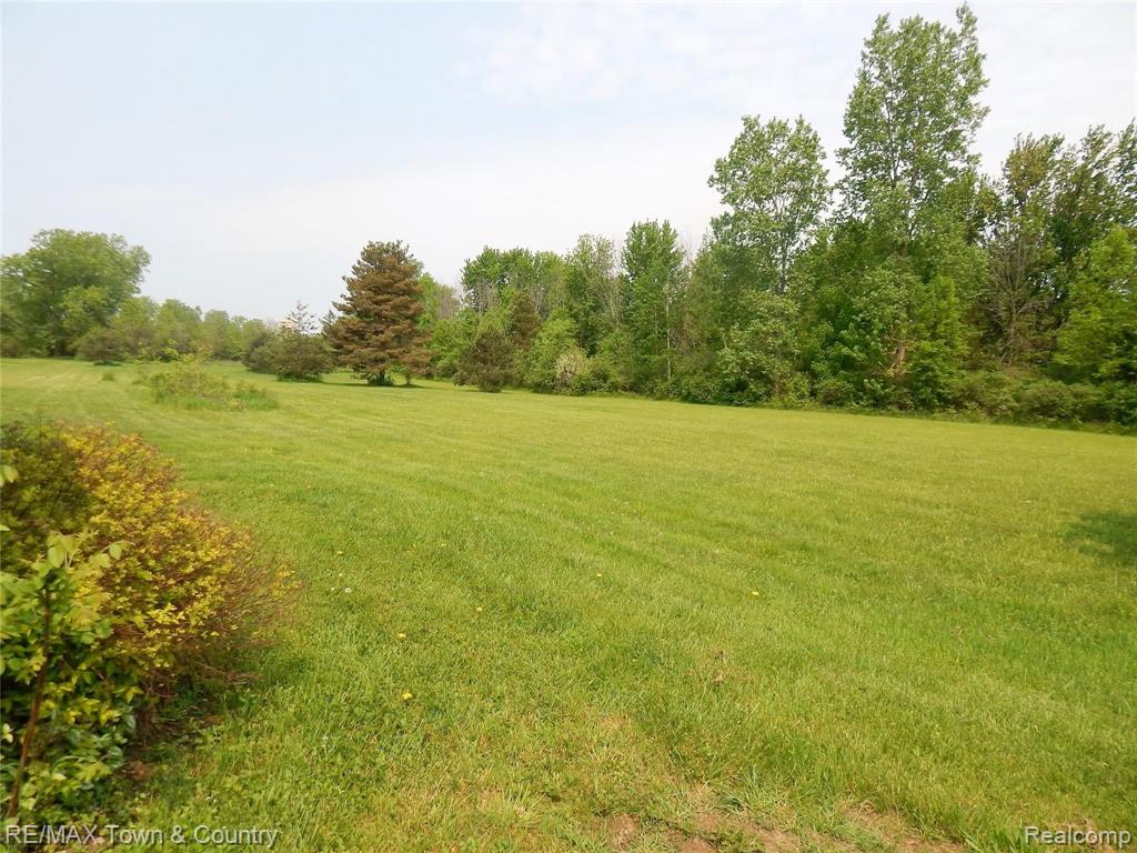 433 Elms Road Flushing, MI 48433 - Photo 34 of 36