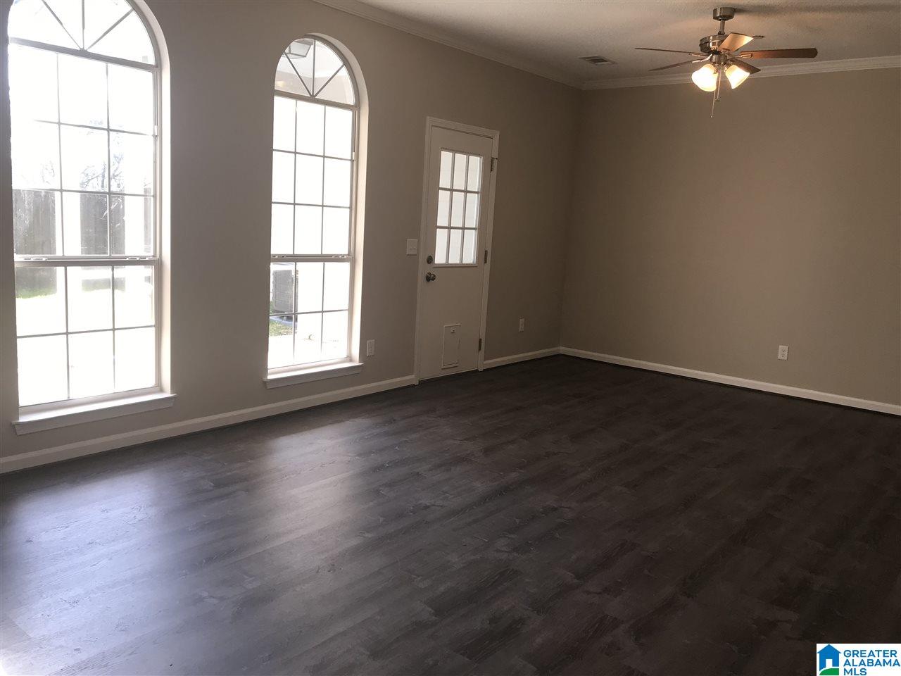 704 3rd Street Northeast Alabaster, AL 35007 - Photo 5 of 29