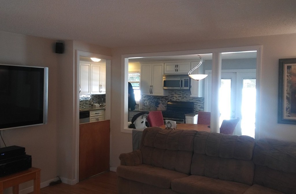 35 Feltham Road Springfield, MA 01118 - Photo 5 of 21 Gallery Image 5