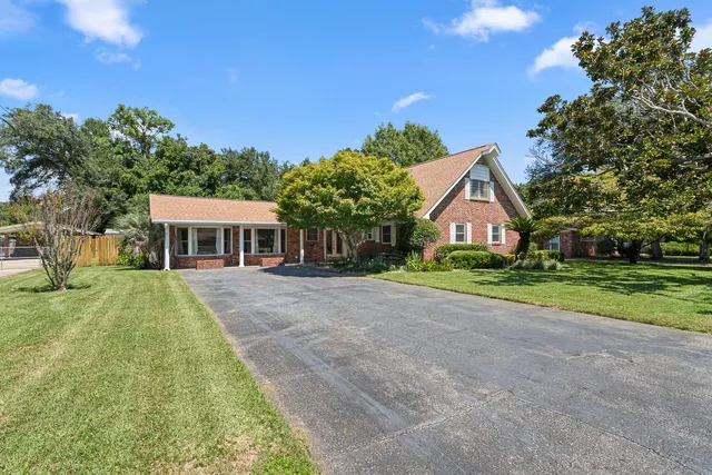 $3,200 | 20 Magnolia Avenue, Shalimar, FL 32579