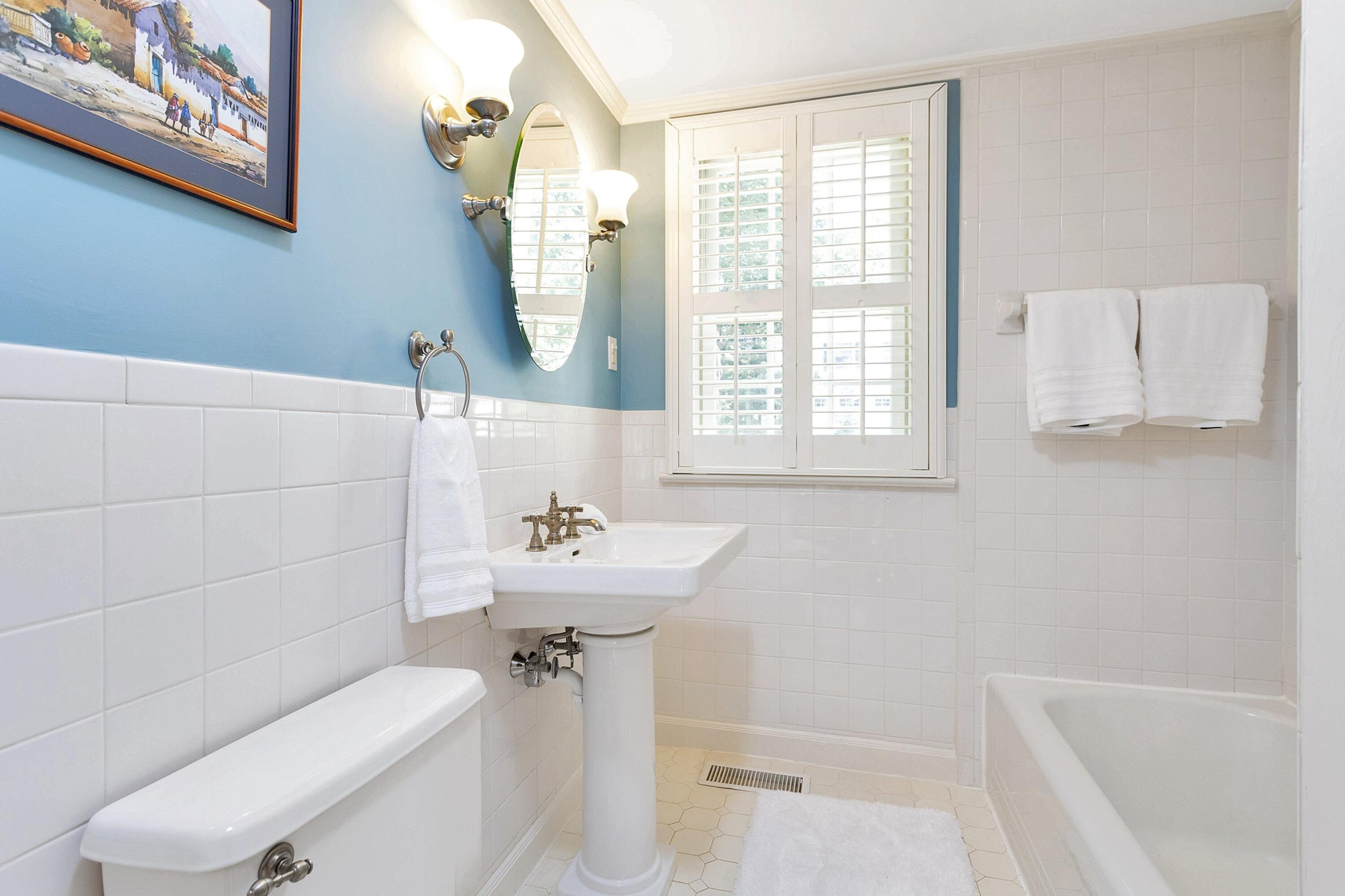 567 Haviland Road Stamford, CT 06903 - Photo 15 of 42 015