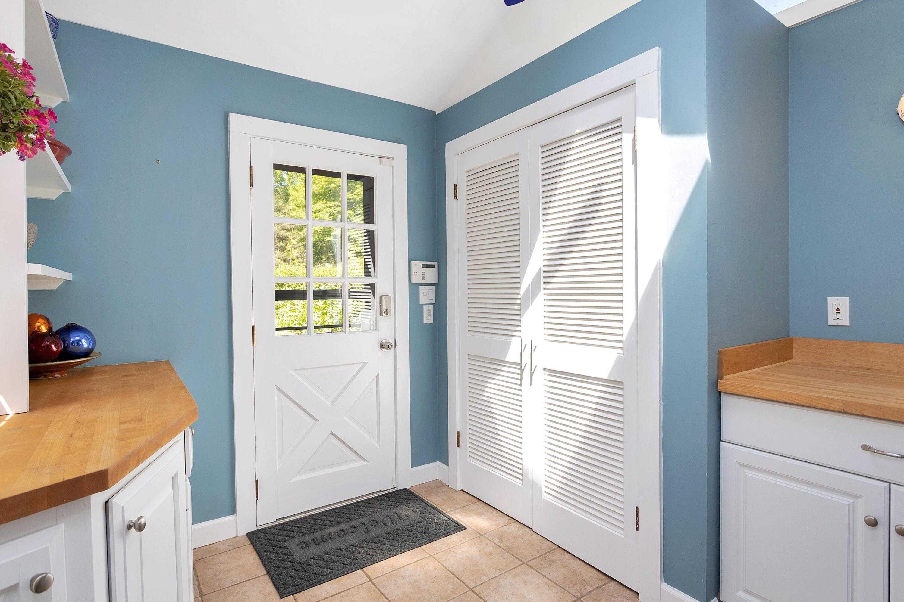 567 Haviland Road Stamford, CT 06903 - Photo 16 of 42 016
