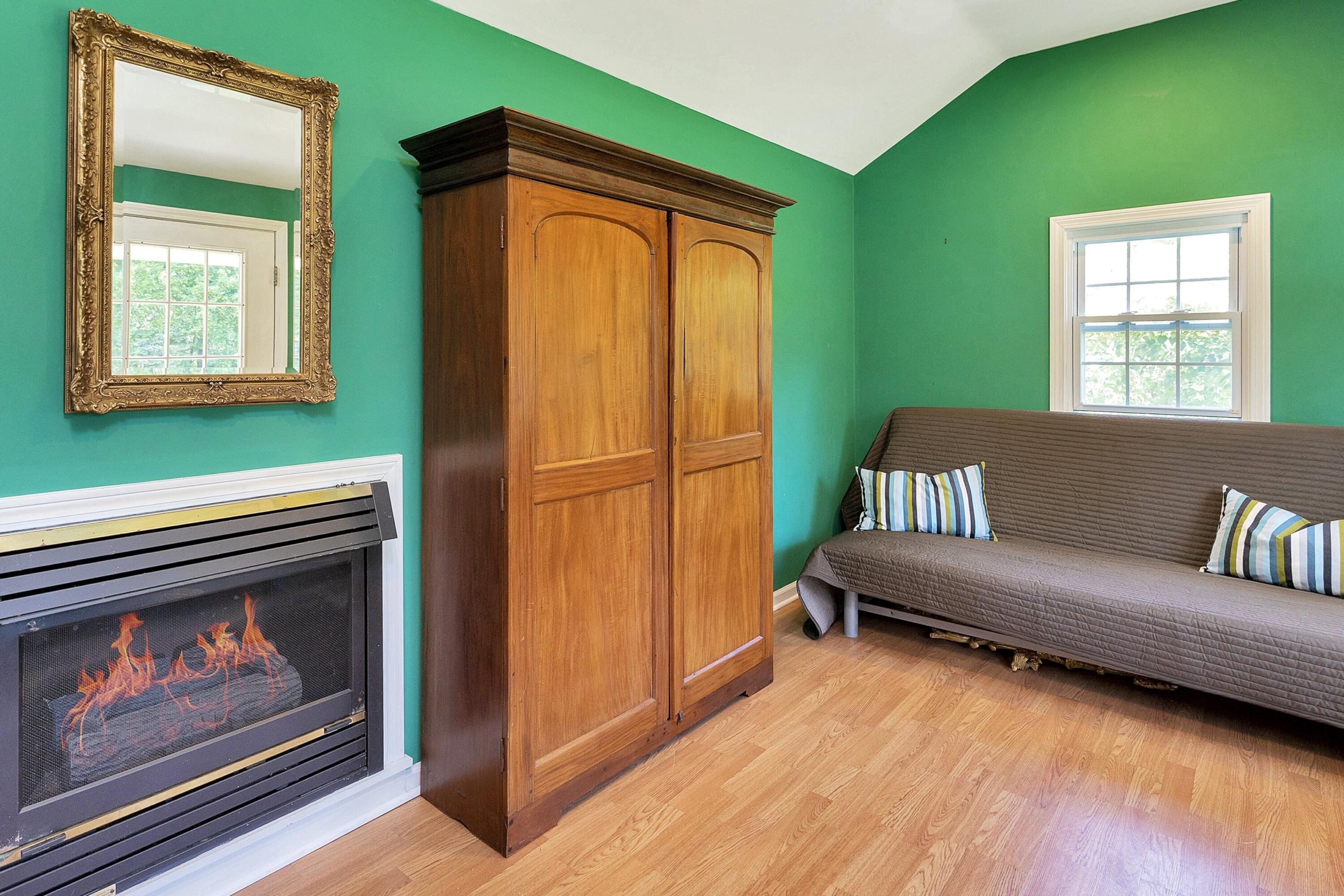 567 Haviland Road Stamford, CT 06903 - Photo 29 of 42 029