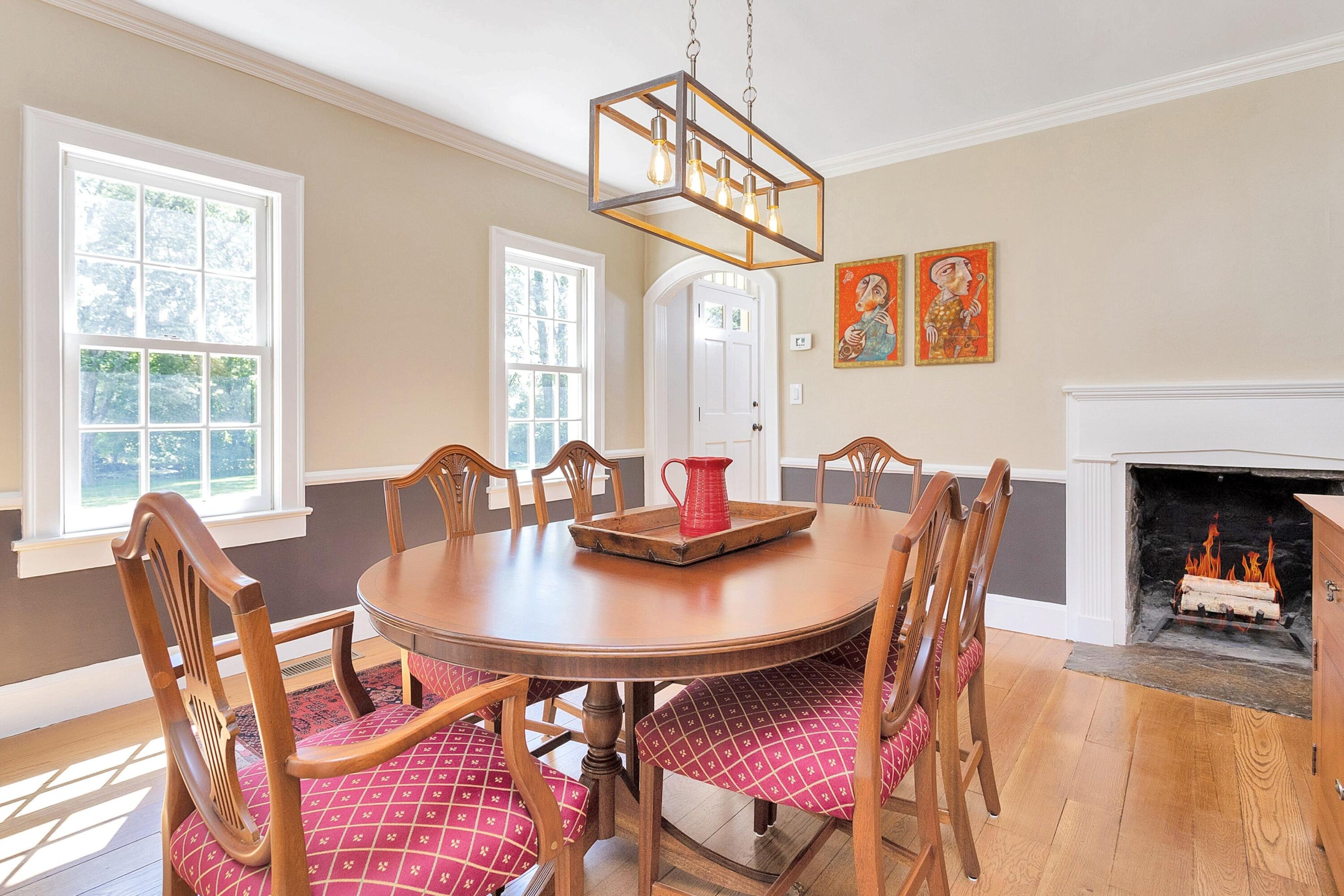 567 Haviland Road Stamford, CT 06903 - Photo 7 of 42 007