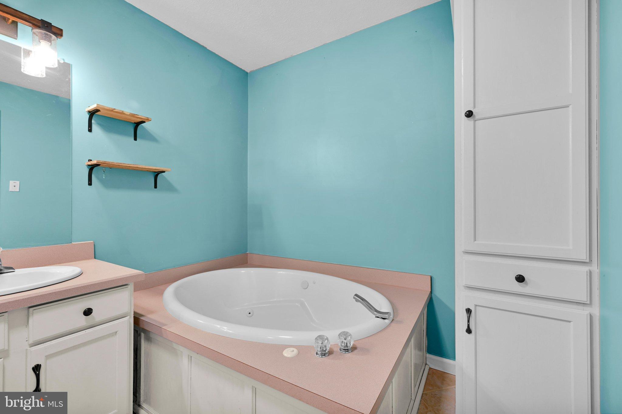 14 Oak Grove Road Pine Grove, PA 17963 - Photo 22 of 34 Bathroom