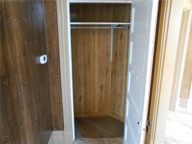 $1,350 | 207 Independence Street, Perryopolis, PA 15473