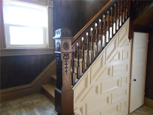 $1,350 | 207 Independence Street, Perryopolis, PA 15473