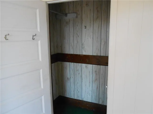 $1,350 | 207 Independence Street, Perryopolis, PA 15473