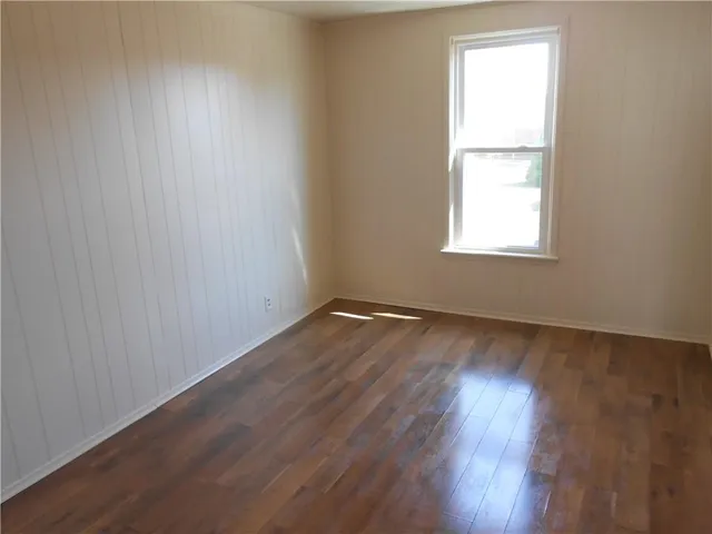 $1,350 | 207 Independence Street, Perryopolis, PA 15473