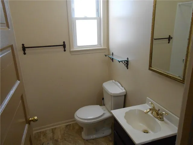 $1,350 | 207 Independence Street, Perryopolis, PA 15473