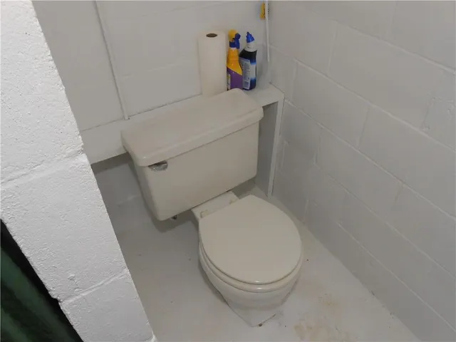 $1,350 | 207 Independence Street, Perryopolis, PA 15473