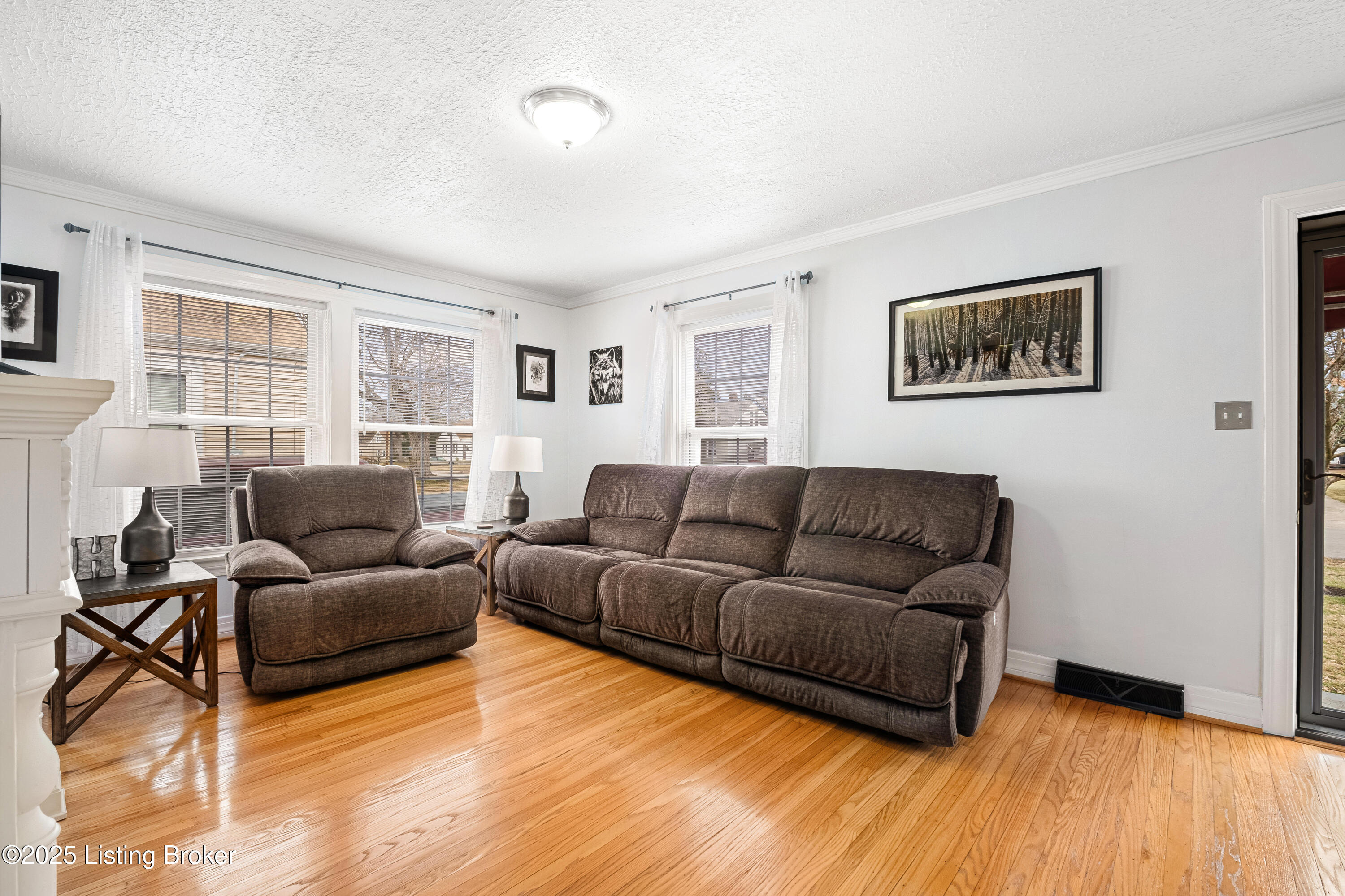 living room 3