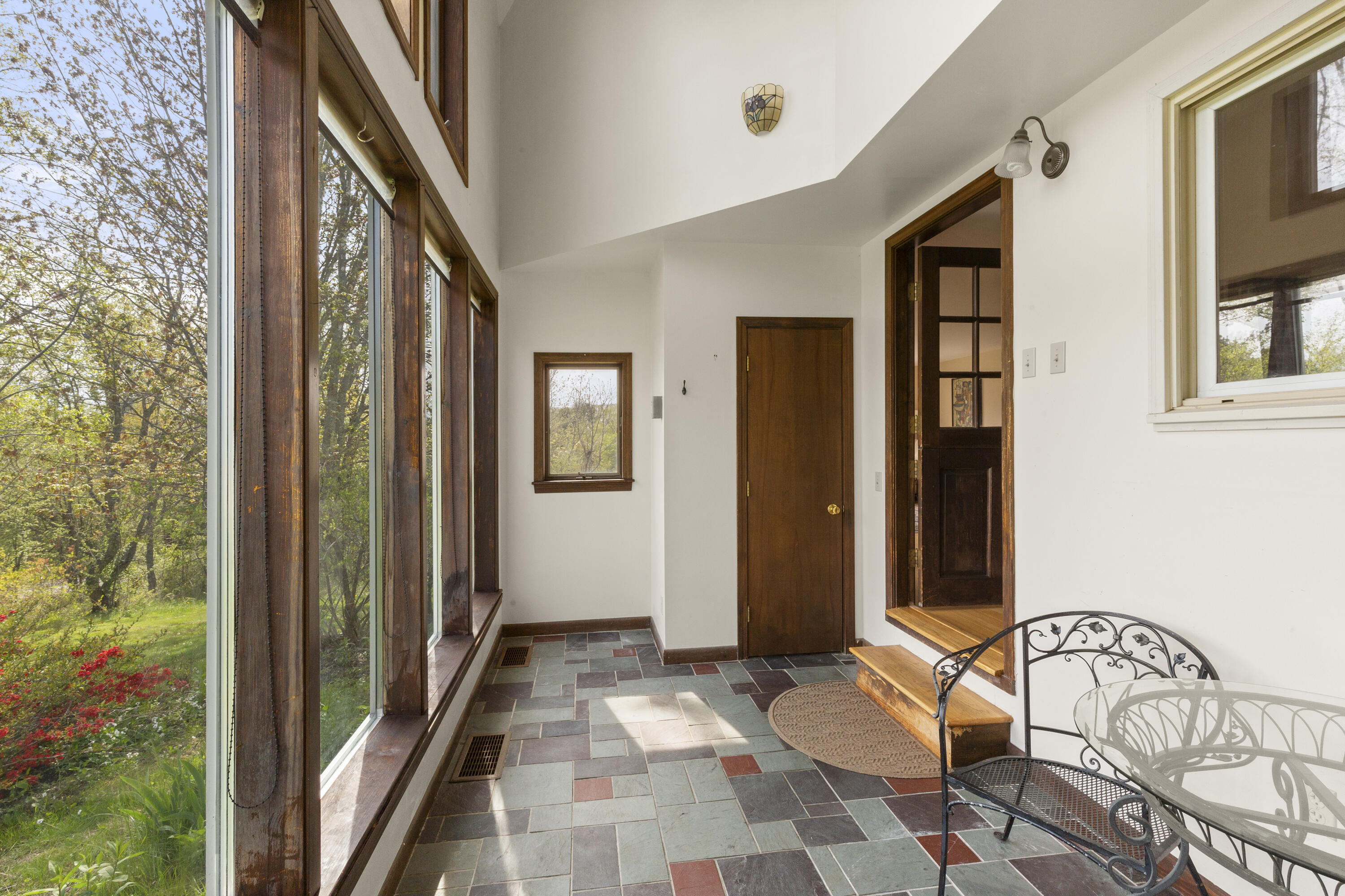 17 West View Road Damariscotta, ME 04543 - Photo 17 of 47 Sunroom