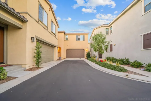 $479,000 | 29423 Tourmaline Way, Winchester, CA 92596