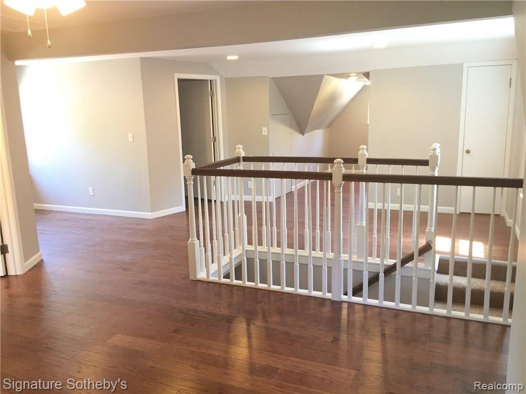 1761 Hampton Road Grosse Pointe, MI 48236 - Photo 27 of 43 IMG_2429.JPG