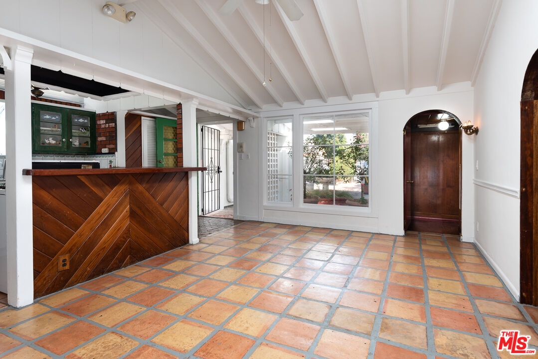 14842 Morrison Street Sherman Oaks, CA 91403 - Photo 31 of 41 a view of an entryway