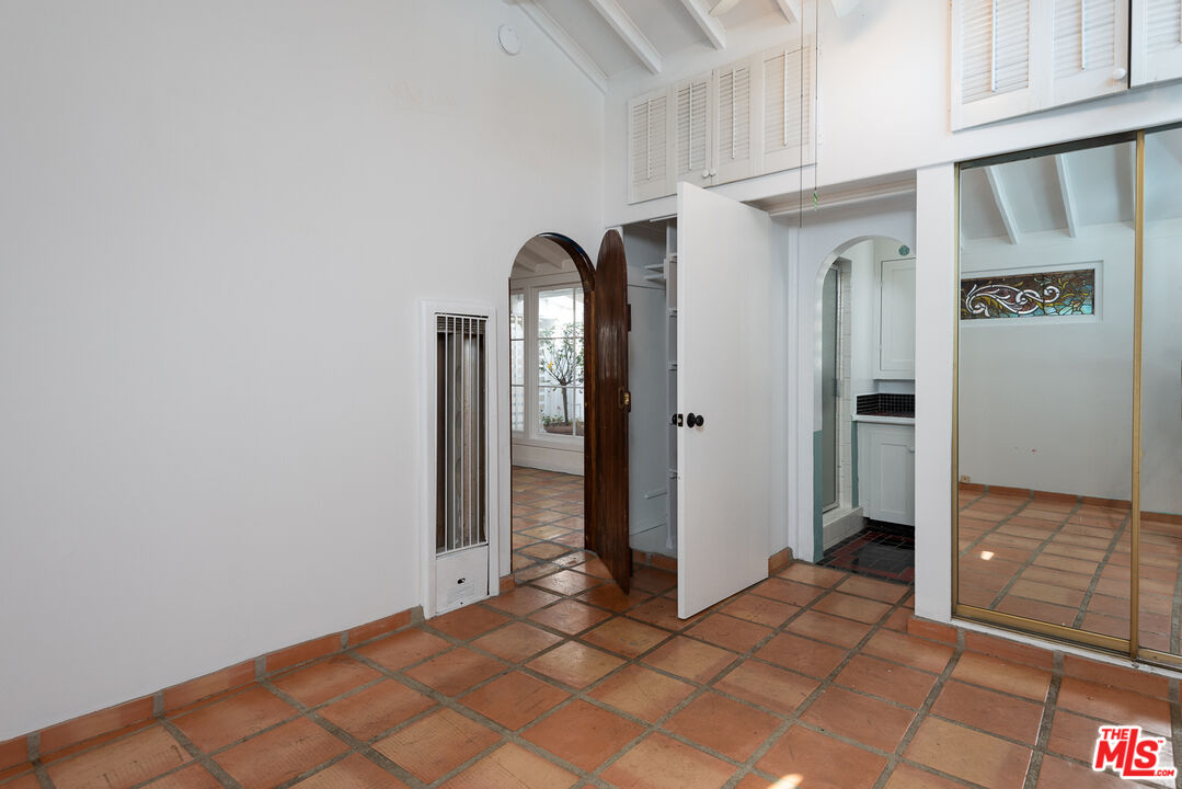 14842 Morrison Street Sherman Oaks, CA 91403 - Photo 32 of 41 a view of front door