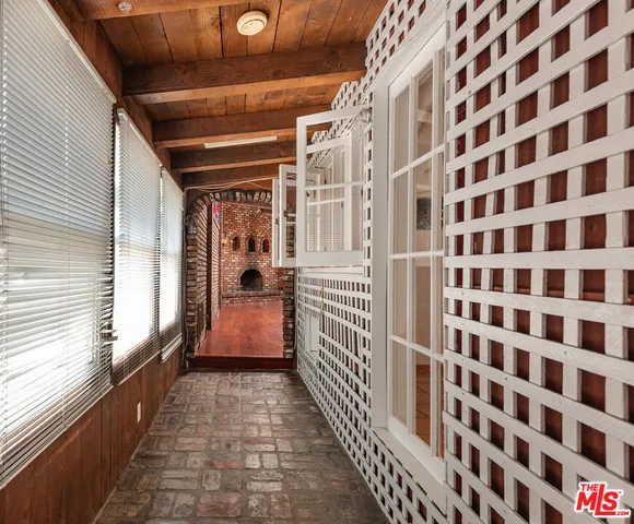 $4,620 | 14842 Morrison Street, Sherman Oaks, CA 91403