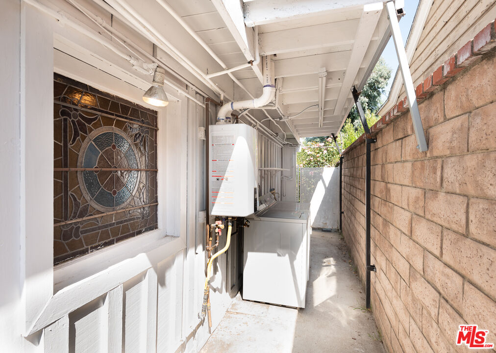 14842 Morrison Street Sherman Oaks, CA 91403 - Photo 40 of 41 a view of entryway with wooden floor