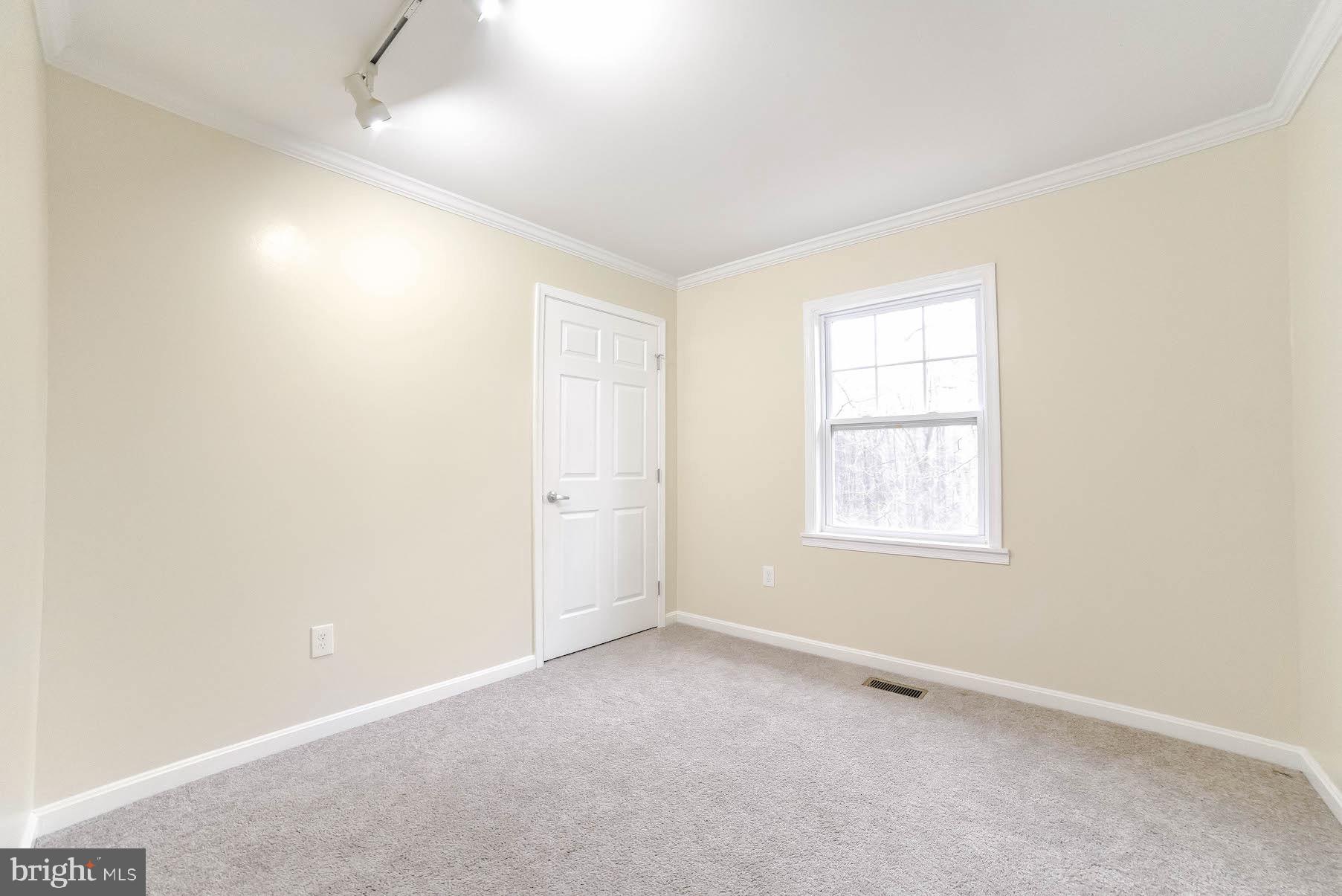12691 Rustlers Ridge Lusby, MD 20657 - Photo 23 of 48