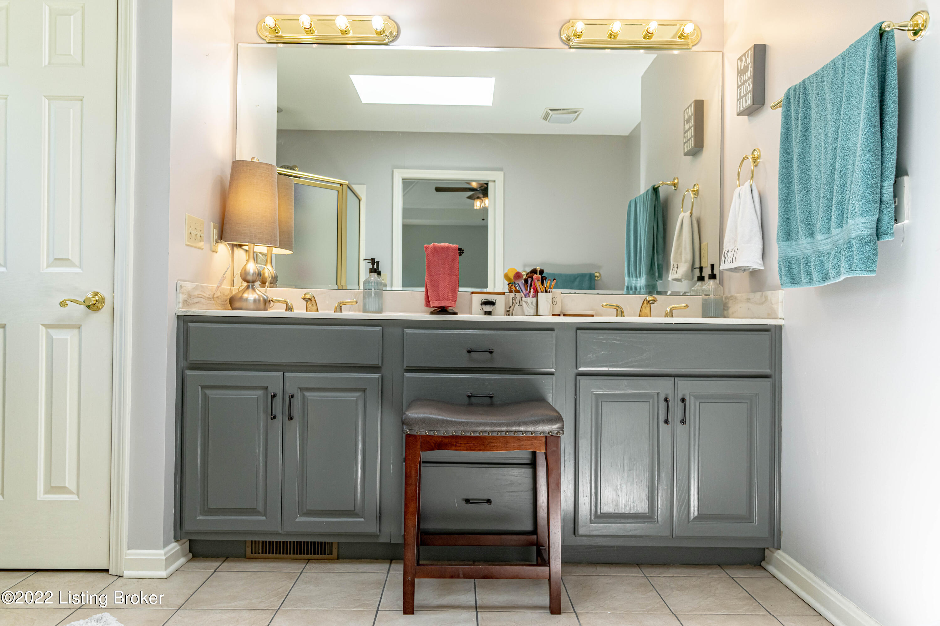 689 West Laurel River Road Shepherdsville, KY 40165 - Photo 92 of 129 DSC02298