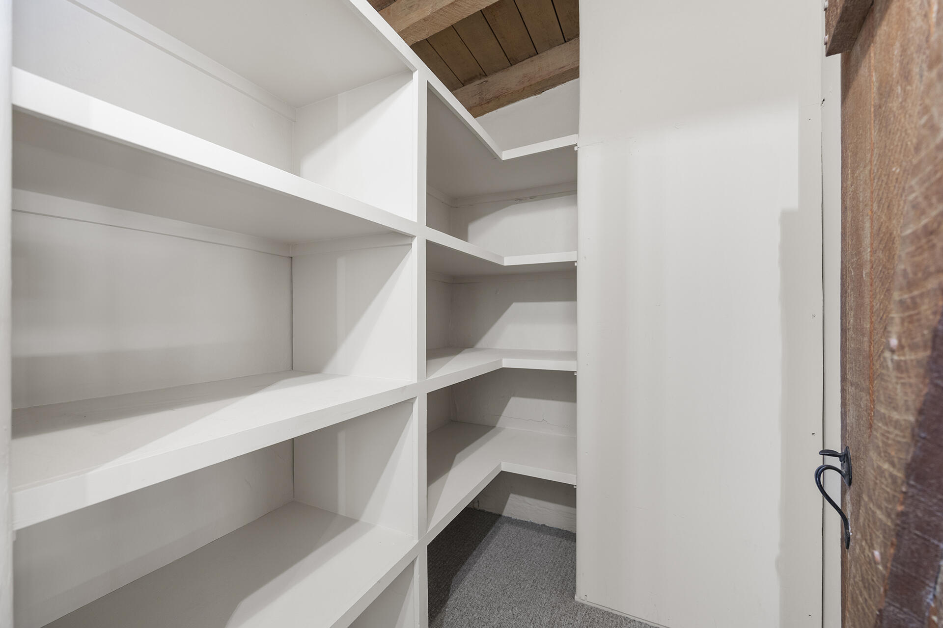 71845 Sahara Road Rancho Mirage, CA 92270 - Photo 22 of 27 a view of an empty walk in closet