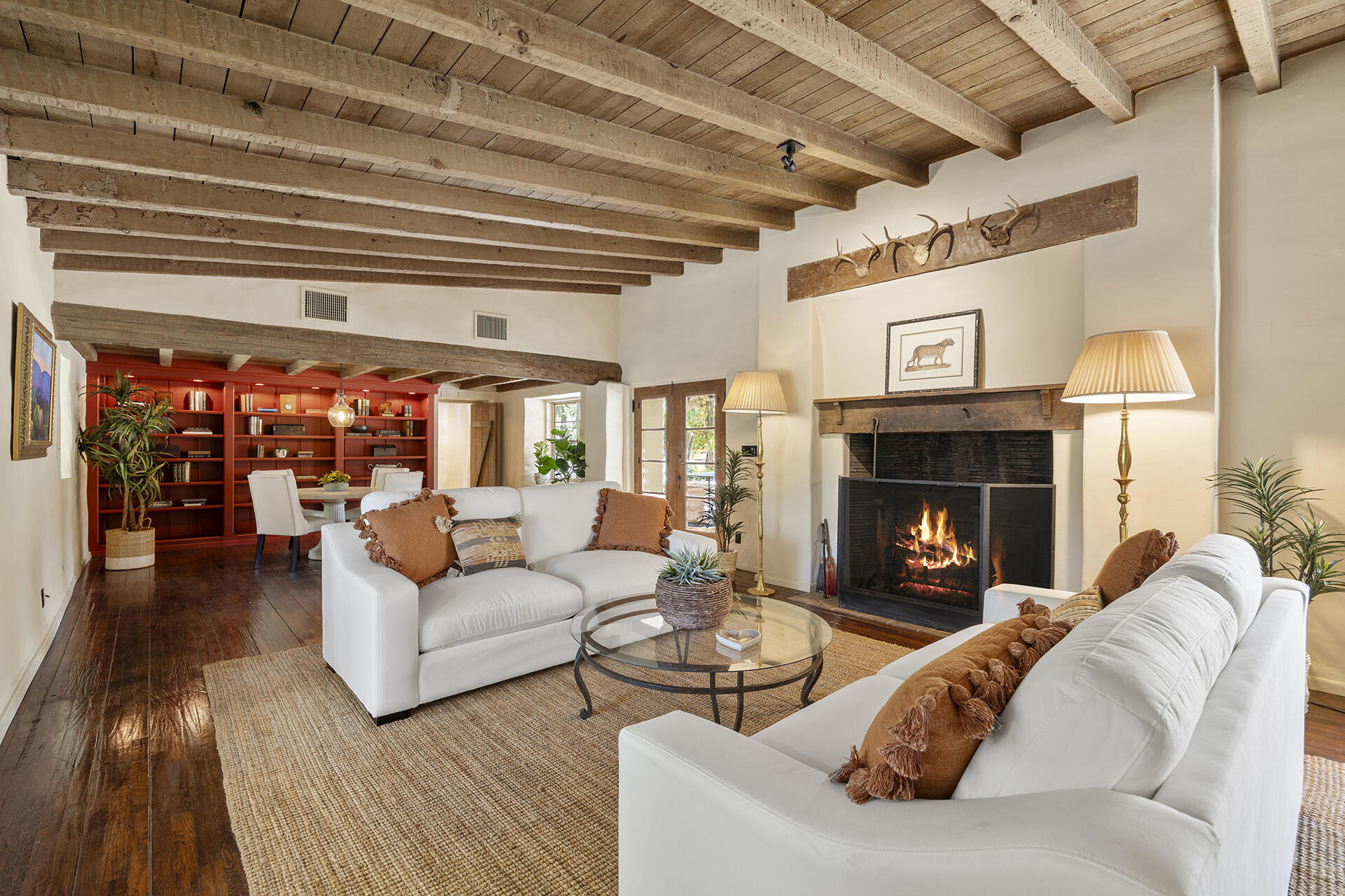 71845 Sahara Road Rancho Mirage, CA 92270 - Photo 4 of 27 a living room with furniture and a fireplace