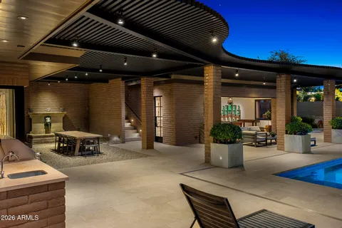 $13,500,000 | 5721 North Casa Blanca Drive, Paradise Valley, AZ 85253