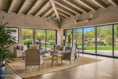 $13,500,000 | 5721 North Casa Blanca Drive, Paradise Valley, AZ 85253
