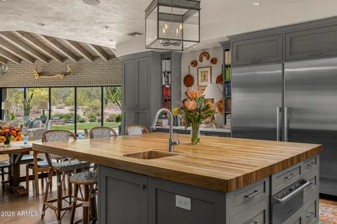 $13,500,000 | 5721 North Casa Blanca Drive, Paradise Valley, AZ 85253