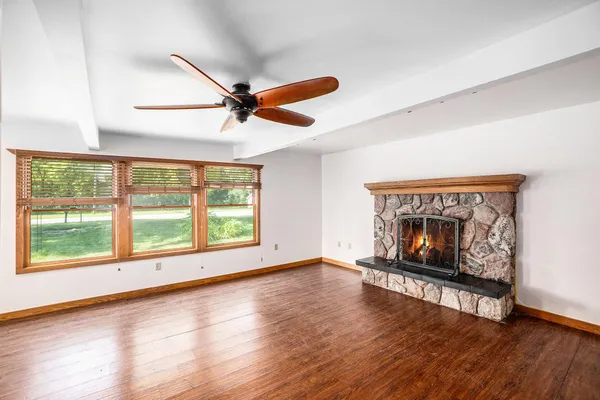 $199,000 | 863 East Wilcox Avenue, White Cloud, MI 49349