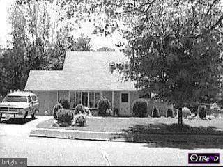 75 Queens Bridge Road Levittown, PA 19057 - Photo 1 of 1 Gallery Image 1