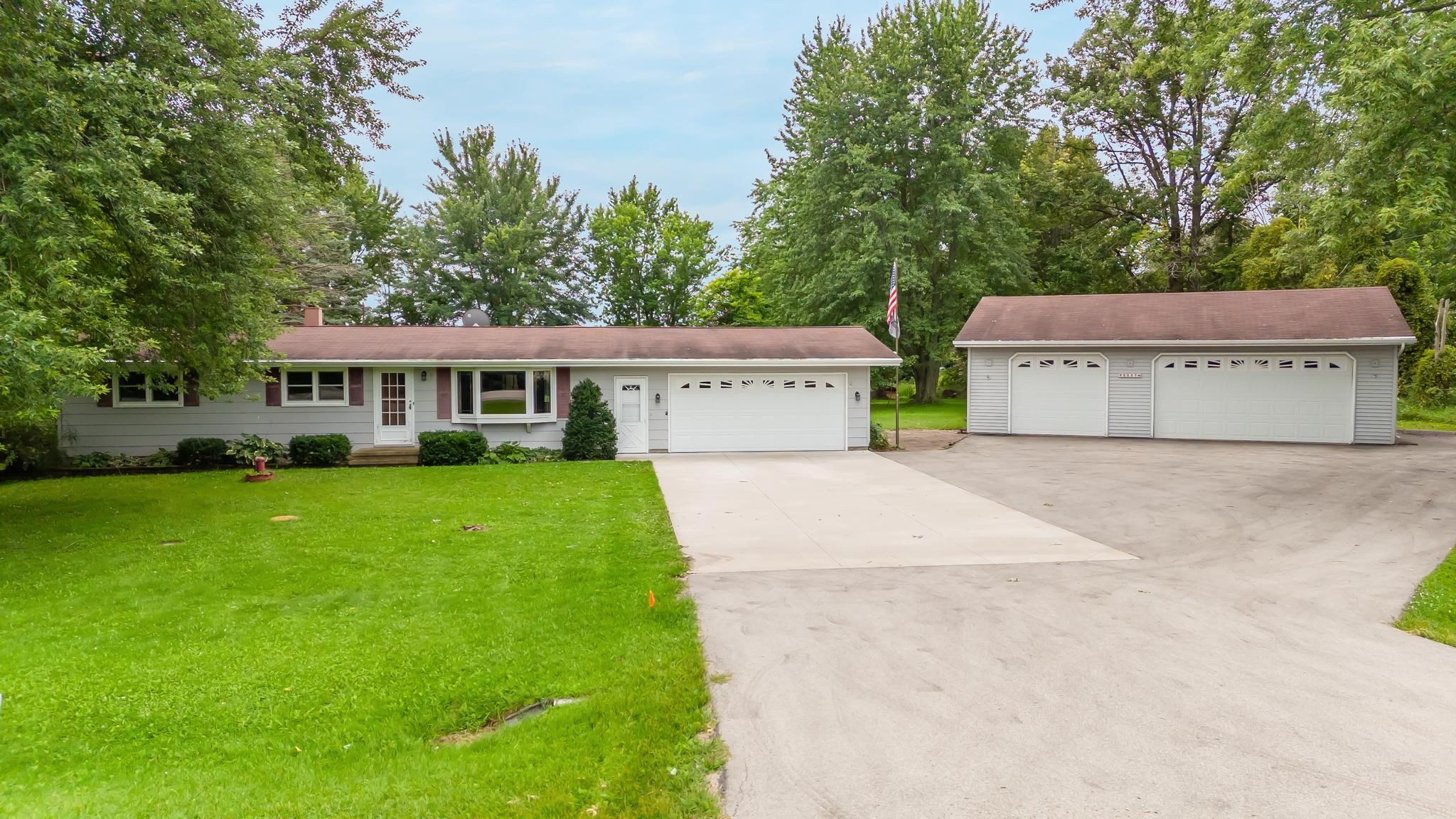 W6095 County Road South Black Creek, WI 54106 - Photo 1 of 1 Gallery Image 1