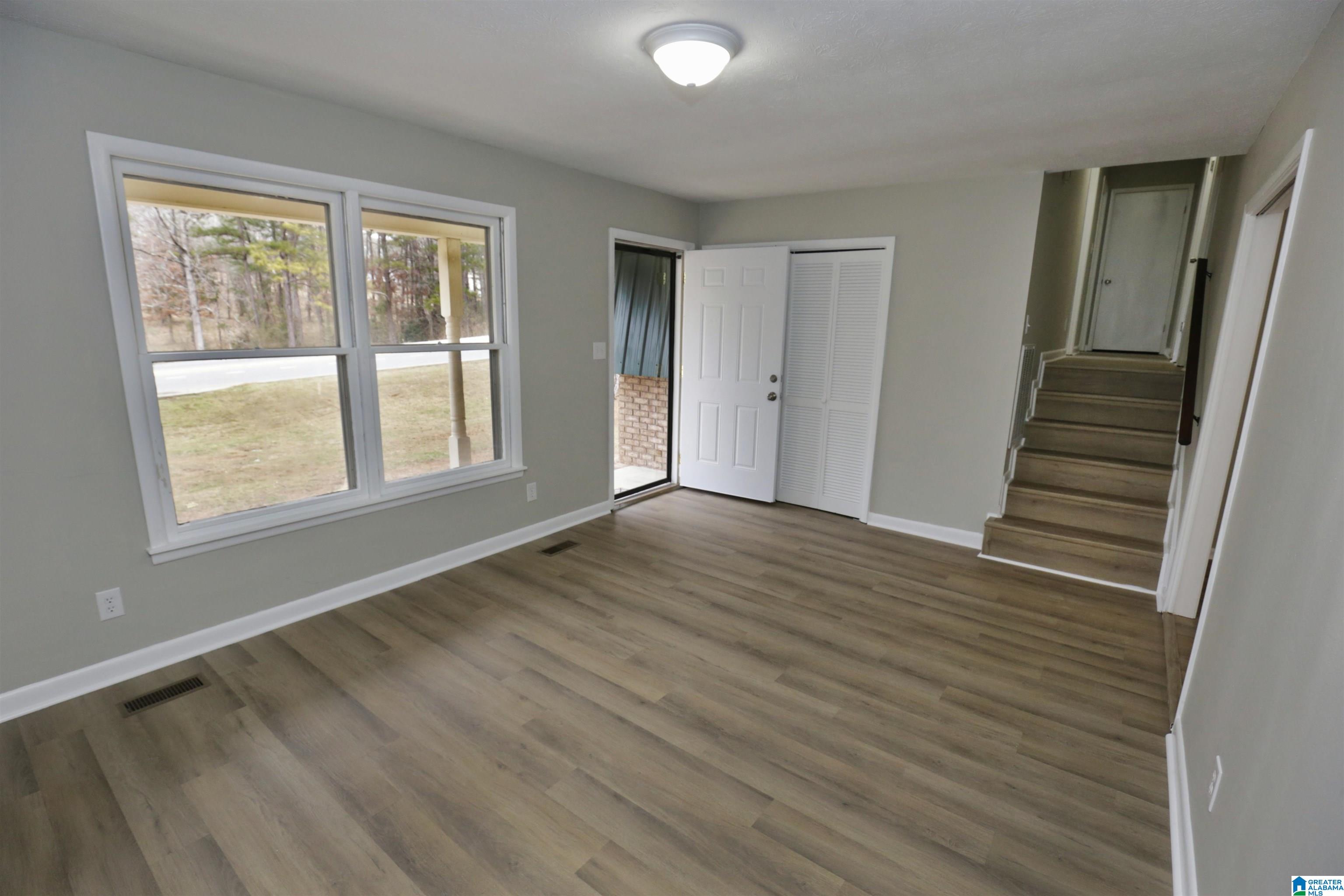 910 Lenlock Lane Anniston, AL 36206 - Photo 13 of 29