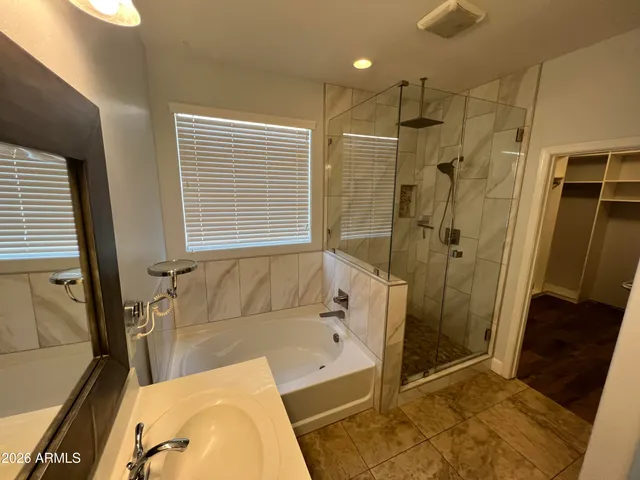 $2,195 | 1285 South Ponderosa Drive, Gilbert, AZ 85296