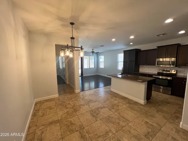 $2,195 | 1285 South Ponderosa Drive, Gilbert, AZ 85296