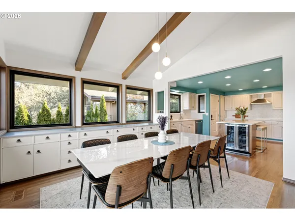 $1,200,000 | 2430 Wilson Drive, Eugene, OR 97405