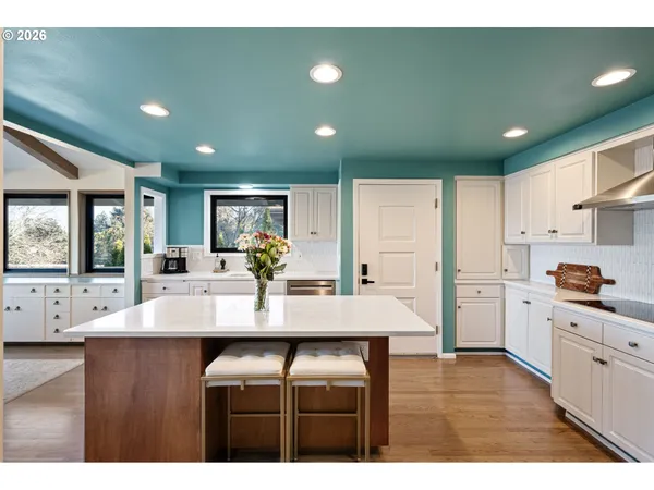 $1,200,000 | 2430 Wilson Drive, Eugene, OR 97405