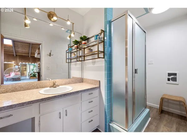 $1,200,000 | 2430 Wilson Drive, Eugene, OR 97405