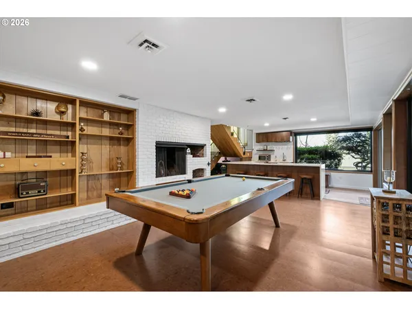 $1,200,000 | 2430 Wilson Drive, Eugene, OR 97405