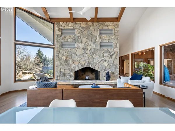 $1,200,000 | 2430 Wilson Drive, Eugene, OR 97405