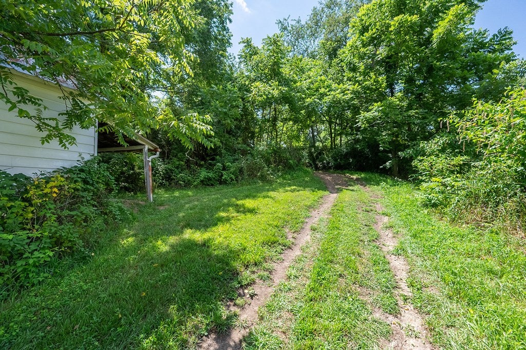 235 Frye Avenue Rural Retreat, VA 24368 - Photo 4 of 24 Gallery Image 4