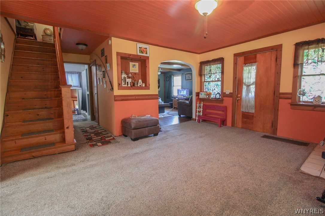 10246 Mill Road Ridgeway, NY 14103 - Photo 9 of 47