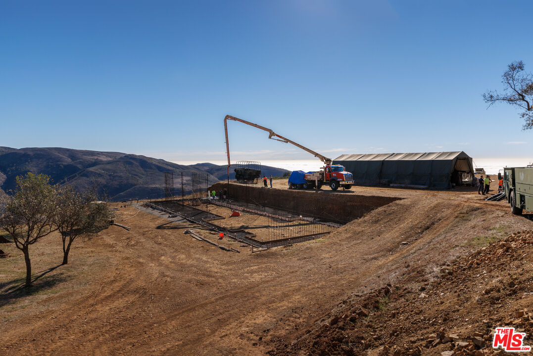 9950 Cotharin Road Malibu, CA 90265 - Photo 22 of 48 a view of a house with a snow