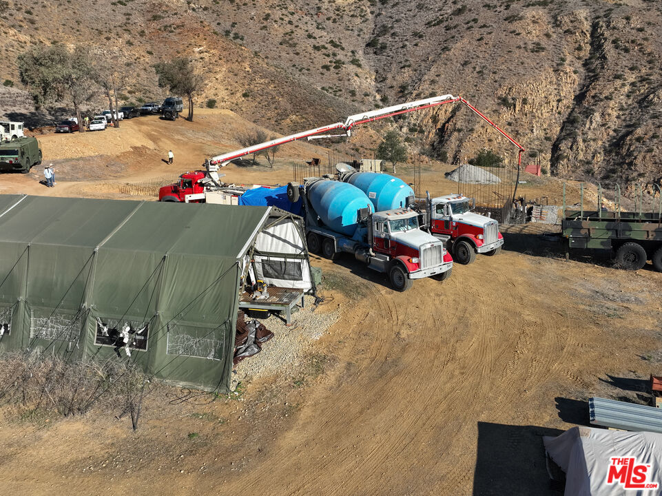 9950 Cotharin Road Malibu, CA 90265 - Photo 24 of 48 a view of outdoor space